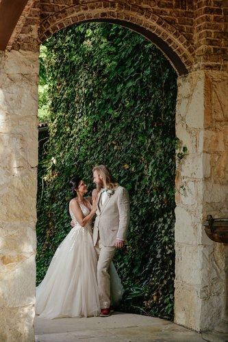 mobile - carousel-hero-element image-3