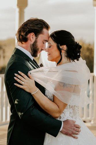 mobile - carousel-hero-element image-3