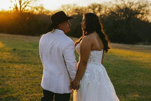 mobile - carousel-hero-element image-4