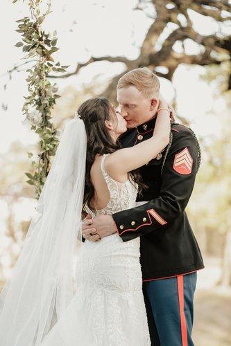 mobile - carousel-hero-element image-1